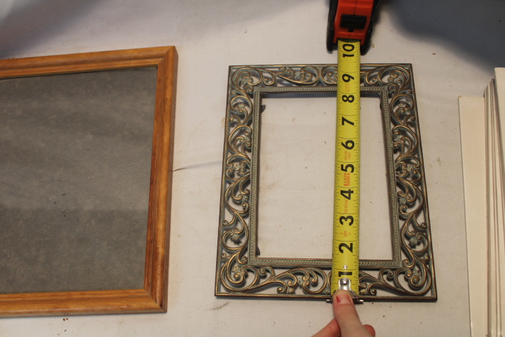 LOT 296 Picture Frames – Sathers Auctions